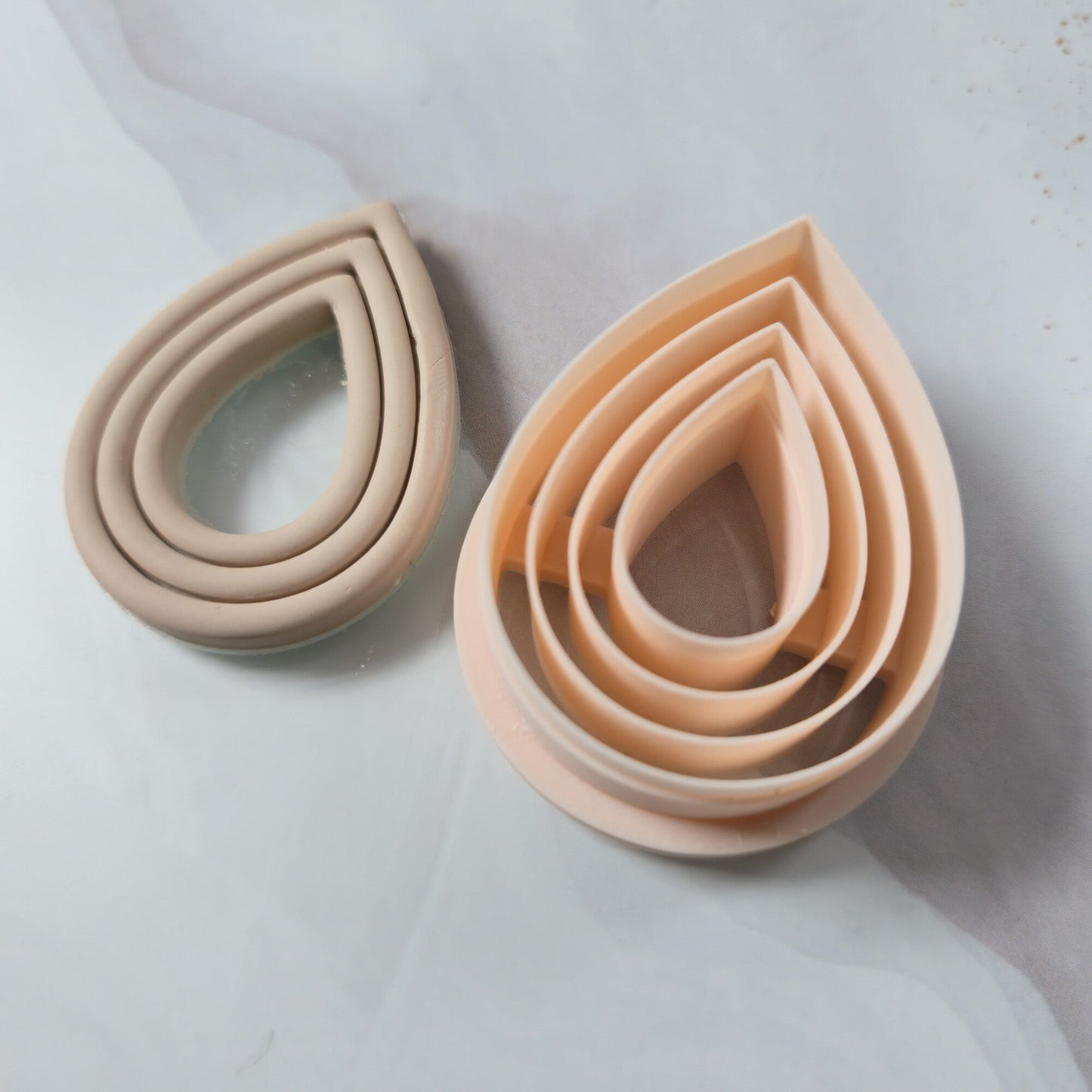 Emporte-pièce goutte détaillée 35 à 50mm Joli'Clay