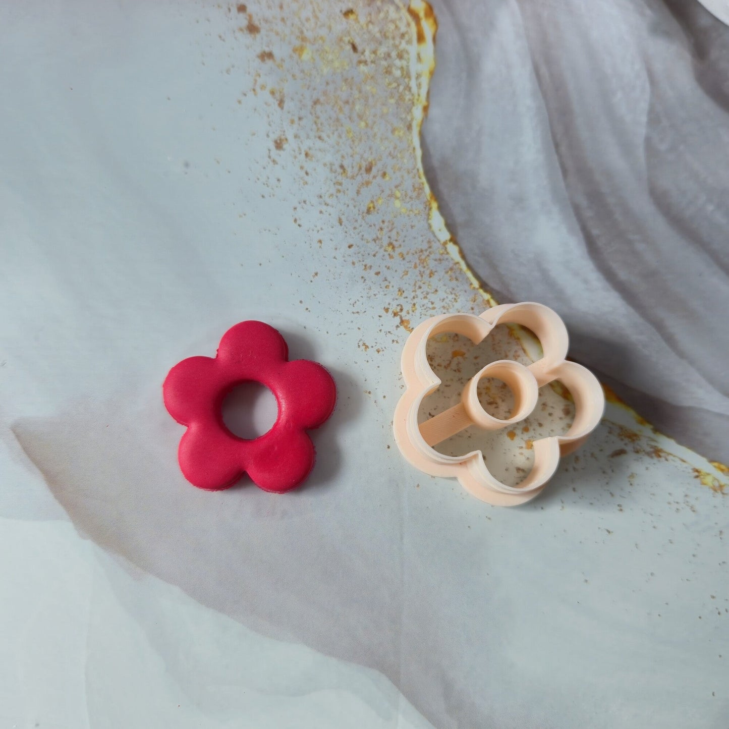 Emporte-pièce fleur 5 pétales arrondis centre rond découpé 25 à 45mm Joli'Clay