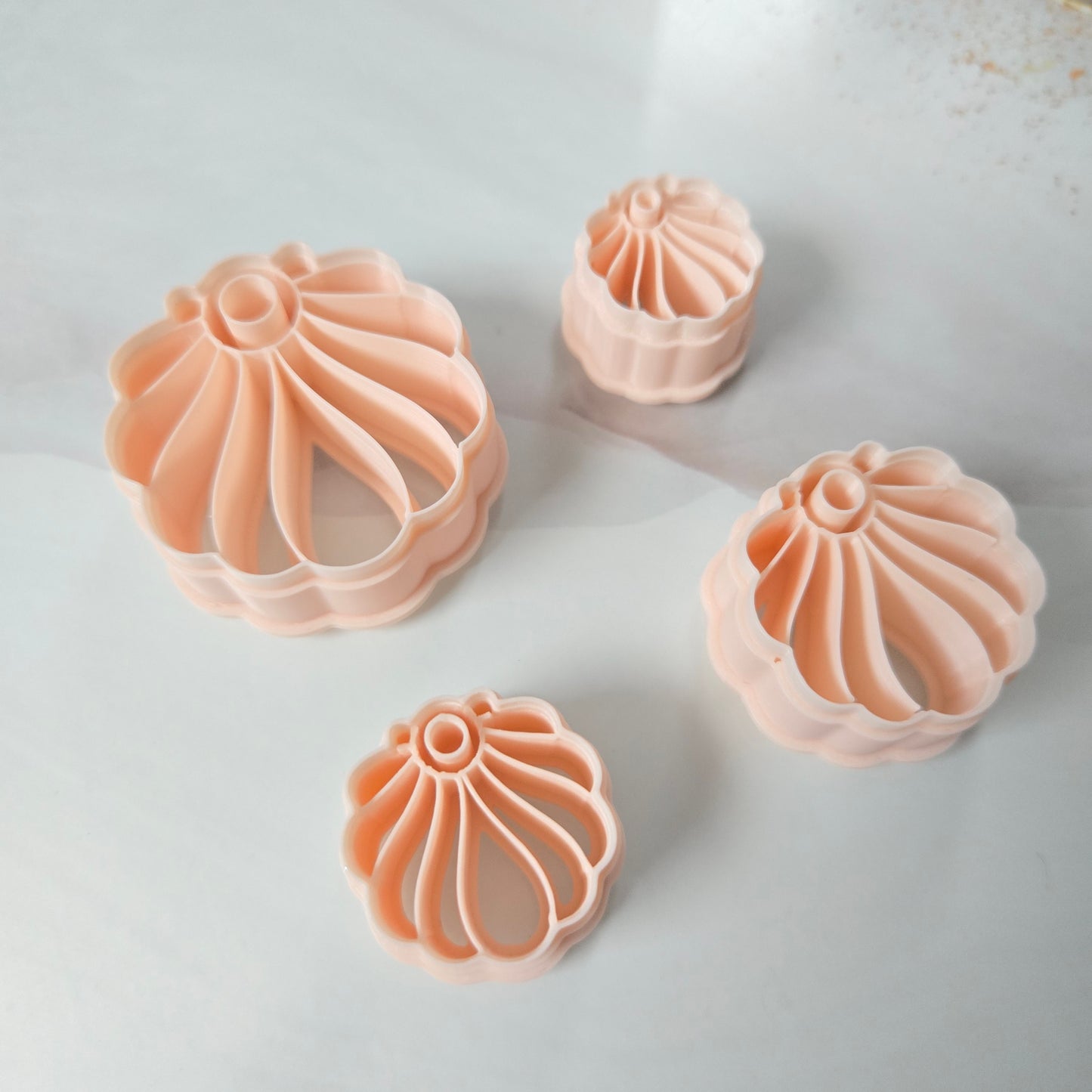 Emporte-pièce coquillage avec trou découpé – 20 à 40 mm