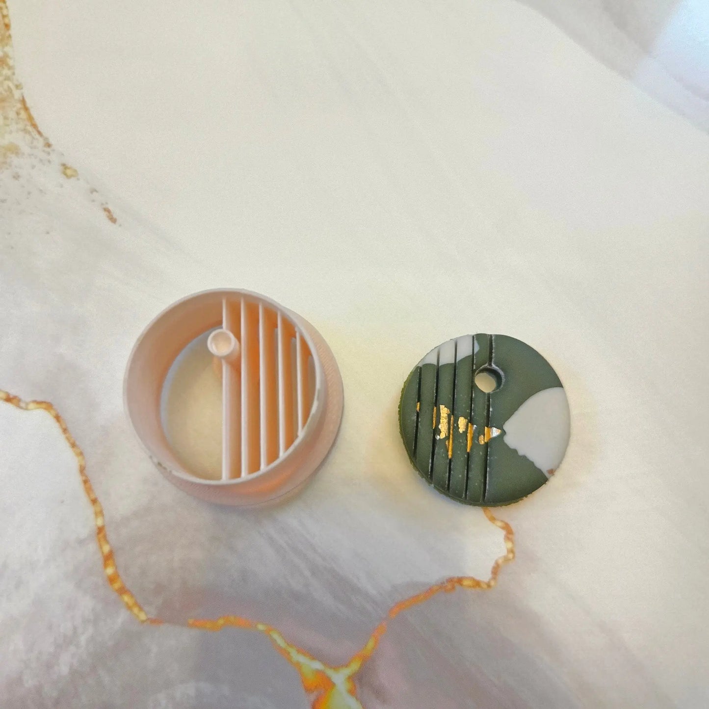 Emporte-pièce Cercle Graphique à Rayures – 25 à 35 mm Joli'Clay