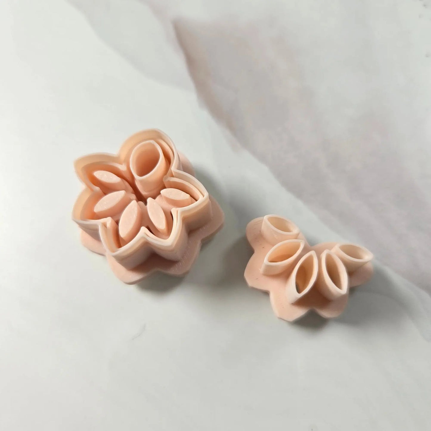 Emporte-pièce Fleur à Inserts – 2 pièces – 25 à 50 mm Joli'Clay