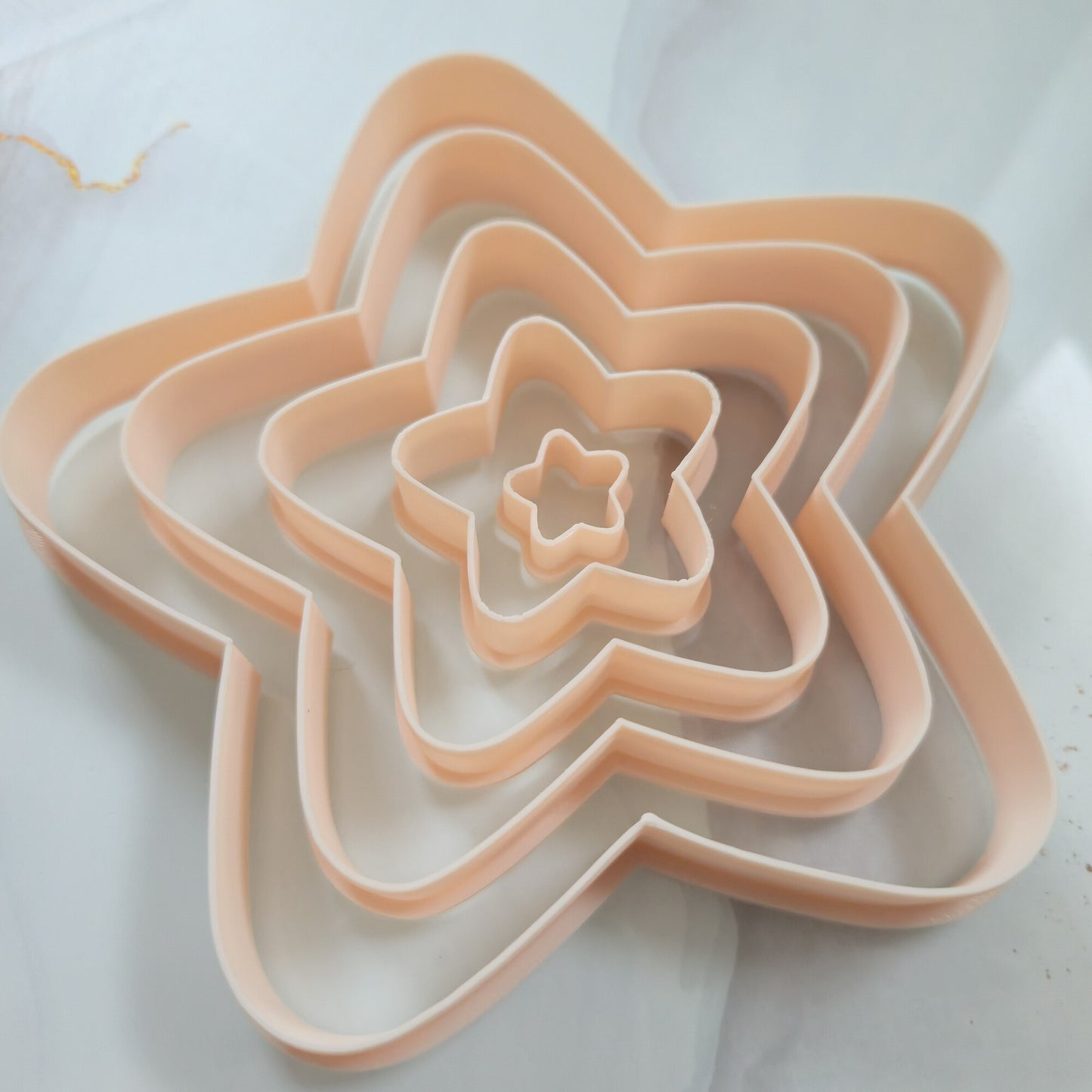 Emporte-pièce étoile arrondie pour pâte polymère et argile 15 à 220 mm