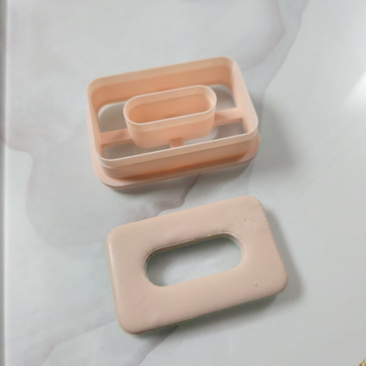 Emporte-pièce rectangle aux bords arrondis avec trou ovale pour pâte polymère et argile 30 à 50 mm