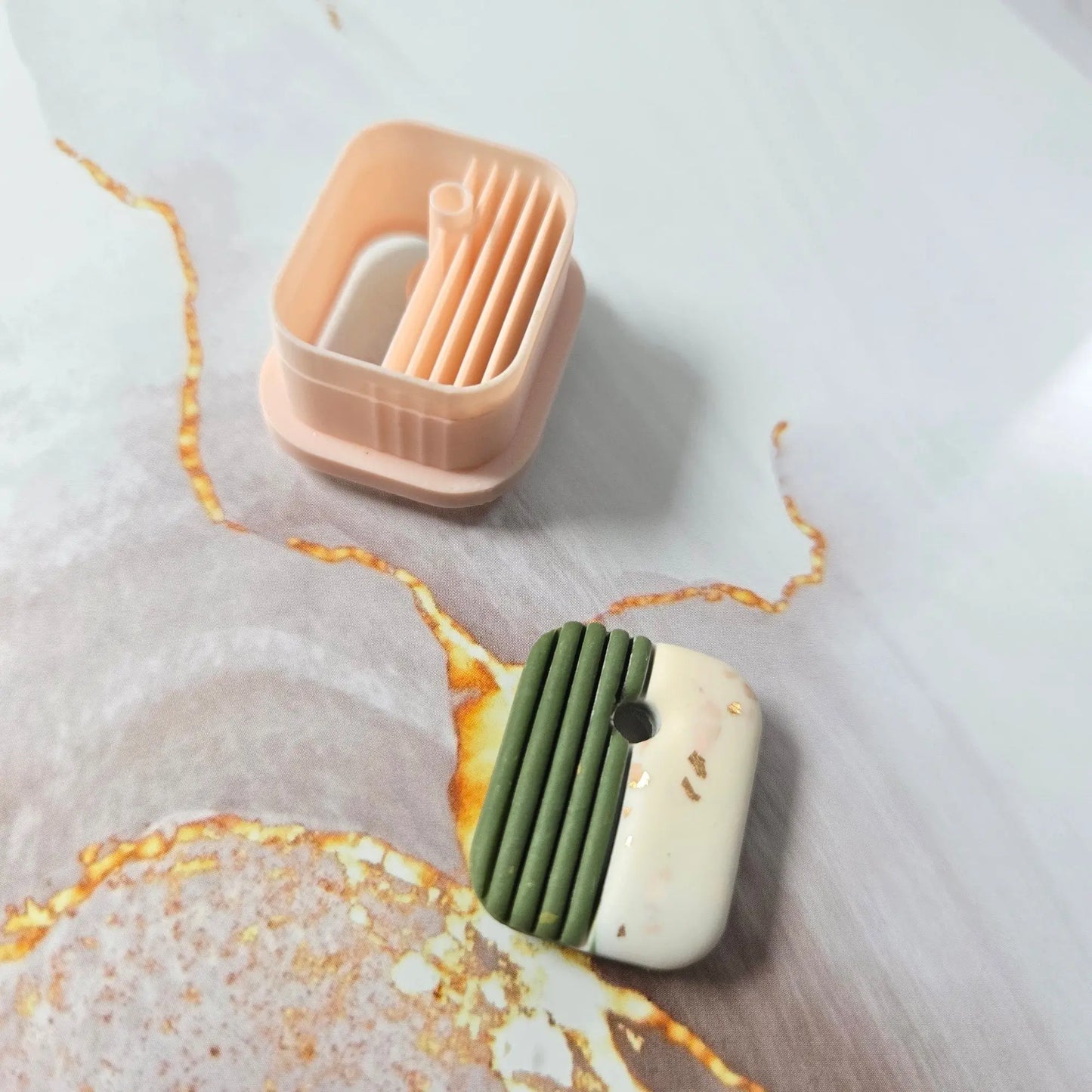 Emporte-pièce rectangle avec rayures – 25 à 35 mm Joli'Clay