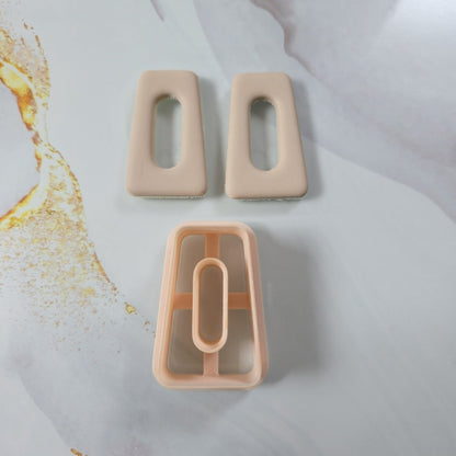 Emporte-pièce trapèze à bouts arrondis avec trou ovale 30 à 50mm Joli'Clay